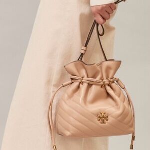 Tory Burch KIRA CHEVRON MINI BUCKET BAG IN DEVON SAND